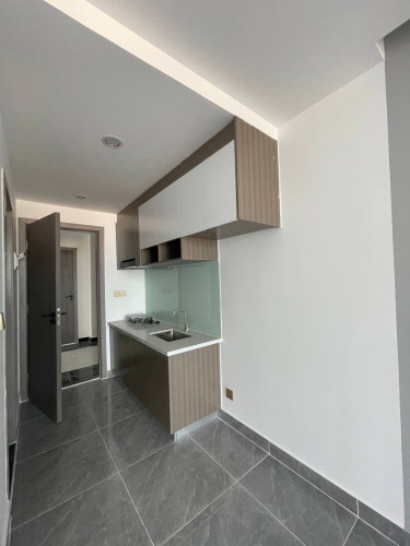 Condo deposit 1,999$ can move in