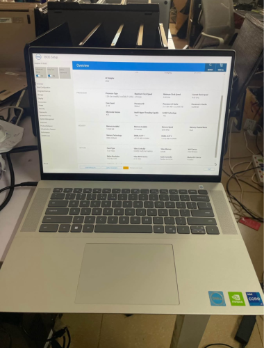 Dell Inspiron 5620