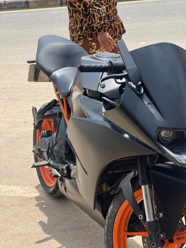 Excellent Condition Sport Motorcycle, Well Maintained, Sharp Look, Smooth Performance, Sporty Design