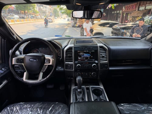 Ford F-150 Platinum 2015 Full Option , ស្លាកលេខ​ ភ្នំពេញ​