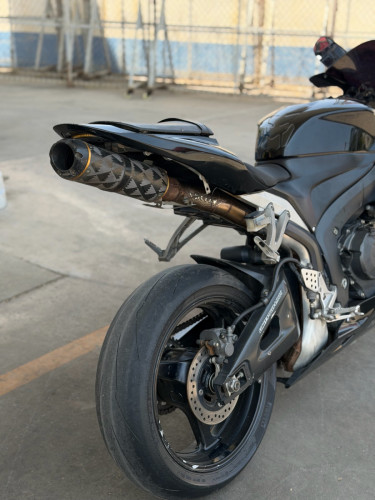 Honda CBR600 cc 2007 ក្រដាសពន្ធ 4250$