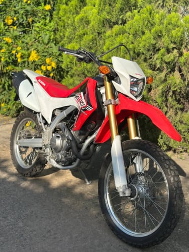 Honda CRF 250L 2015 ឃ្លាំងក្រដាសពន្ធ មិនទាន់ប្រើប្រាស់ស្រុកខ្មែរ 4***$ ស្តើង 0963696528