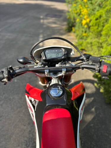 Honda CRF 250L 2015 ឃ្លាំងក្រដាសពន្ធ មិនទាន់ប្រើប្រាស់ស្រុកខ្មែរ 4***$ ស្តើង 0963696528