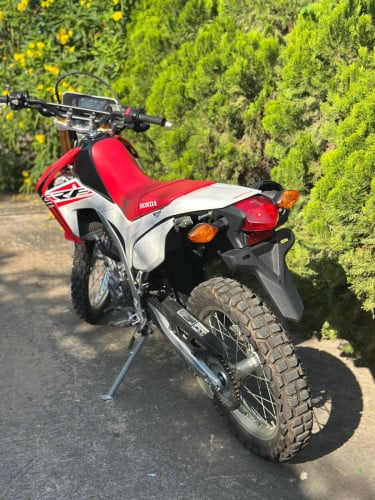 Honda CRF 250L 2015 ឃ្លាំងក្រដាសពន្ធ មិនទាន់ប្រើប្រាស់ស្រុកខ្មែរ 4***$ ស្តើង 0963696528