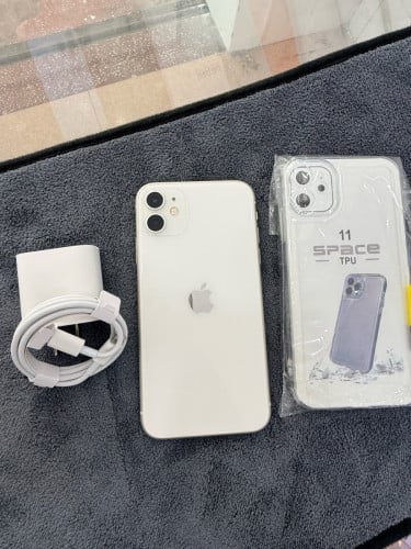 iPhone 11