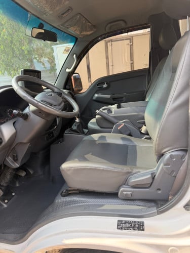 KIA BONGO 1,2 ដឹកទំនិញ
