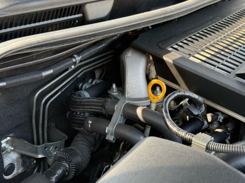 Land Cruiser GXR 2014 V8 ម៉ាស៊ូត អារ៉ាប់
