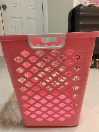 laundry basket