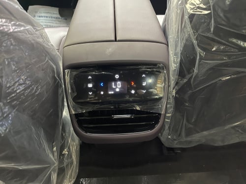 Mazda Ez60 មានក្នុងស្តុក តម្លៃ36800$ ទាក់ទងលេខ telegram 0962068539📩📞 ហាងៈជាហឺខាត្រេដ ជិតអុីអន2