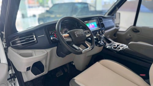 MPV 7SEATER LUXURY 7កៅអី