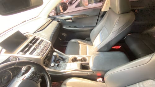 NX 200T 2015 LUXURY