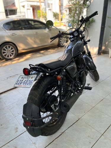 Suzuki Big Boy 250cc ម្ចាស់ជិះផ្ទាល់