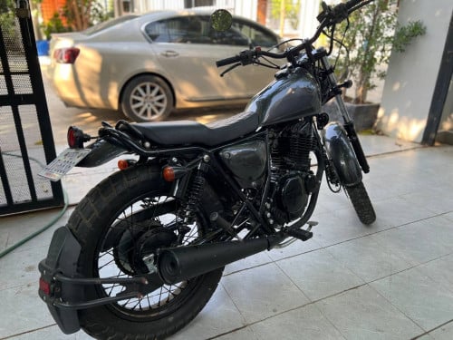 Suzuki Big Boy 250cc ម្ចាស់ជិះផ្ទាល់
