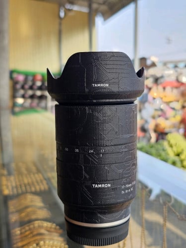 Tamron17 70mm f2.8 Sony E mount