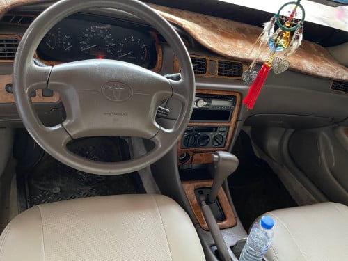 TOYOTA ឆ្លាម ខ្មៅ