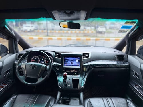 Toyota Alphard 2010 ឡើង ឆ្នាំ2022