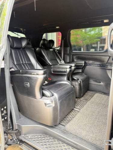 Toyota Alphard 2010 ឡើង ឆ្នាំ2022