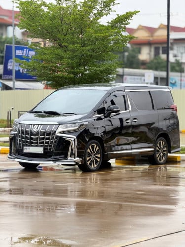 Toyota Alphard 2010 ឡើង ឆ្នាំ2022