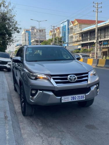 Toyota Fortunsr 2019