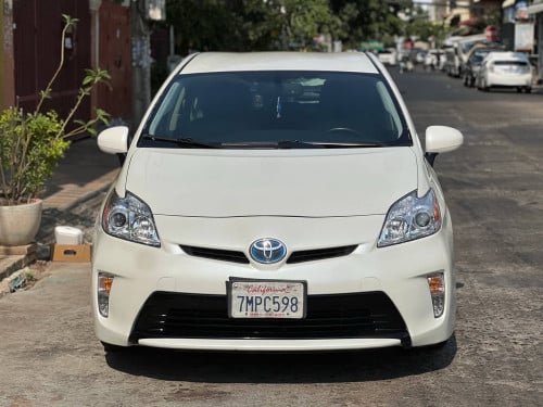 Toyota Prius 015 option4 ឡាន​កាលី​
