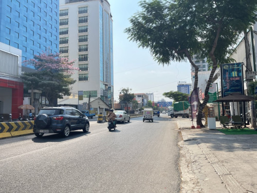 Warehouse for Sale Along Main Road 271 in Toul Tumpung
