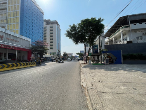 Warehouse for Sale Along Main Road 271 in Toul Tumpung