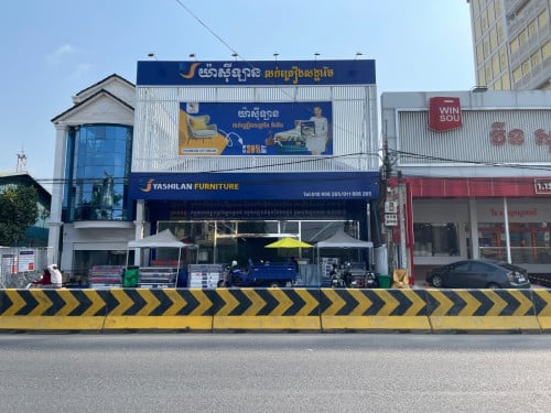 Warehouse for Sale Along Main Road 271 in Toul Tumpung