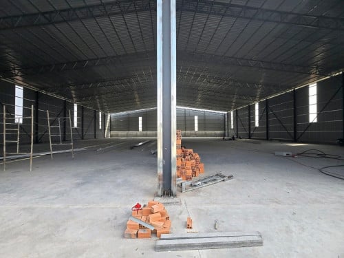WH 2500m2 at Sensok for rent
