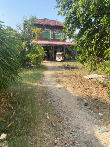 ដី​ នឹងផ្ទះសម្រាប់លក់​ ម្ចាស់ផ្ទាល់