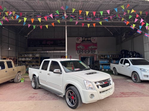 ឡានលក់Dmax 2007 ស្តាំមានពន្ធ