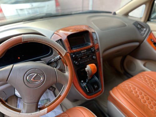 មេឡាន​ Lexus 02 full option