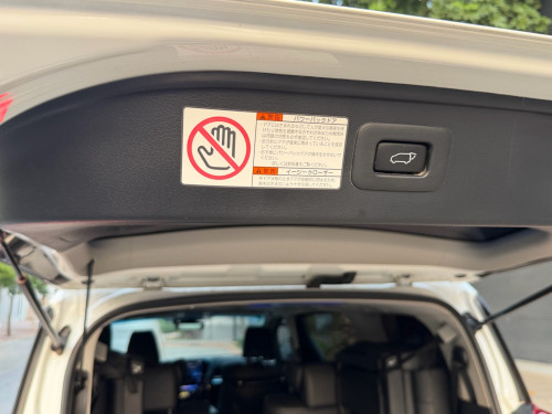 Alphard 2019 V4