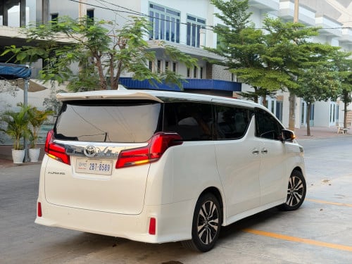 Alphard 2019 V4