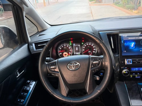 Alphard 2019 V4