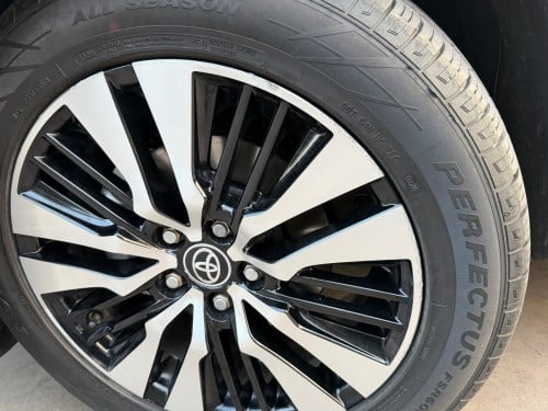 Alphard 2019 V4