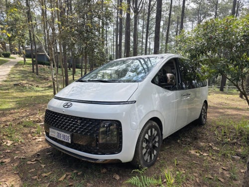 Hyundai Staria 2024 VIP 7កៅអី