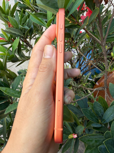 Iphone 17 pm សុីម2 256G ថ្ម100% ស្អាតដូចថ្មី ហ្សុីនណែន