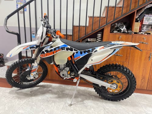 Kx/ktm/ yz/triumph/rm