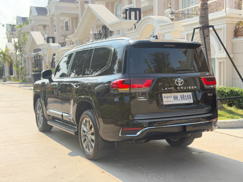 Land Cruiser 2025 VX-R  Twin Turbo Full Space អារ៉ាប់ 9ពាន់គីឡូ សុីន ម្ចាស់ដើមទី1