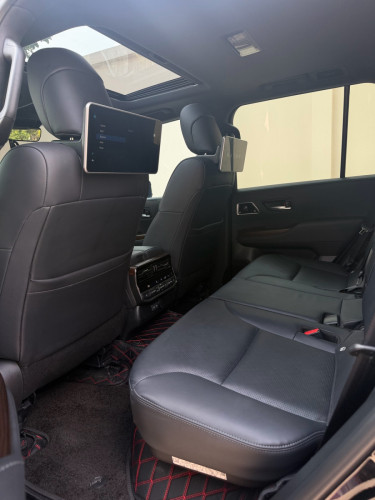 Land Cruiser 2025 VX-R  Twin Turbo Full Space អារ៉ាប់ 9ពាន់គីឡូ សុីន ម្ចាស់ដើមទី1