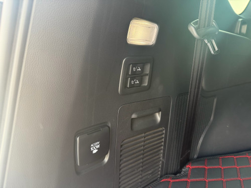 Land Cruiser 2025 VX-R  Twin Turbo Full Space អារ៉ាប់ 9ពាន់គីឡូ សុីន ម្ចាស់ដើមទី1