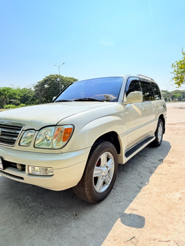 Lexus LX 470 ឆ្នាំ2003 Auto Captais សុំណំុសាំងសុទ្ធធានាថាស្អាត
