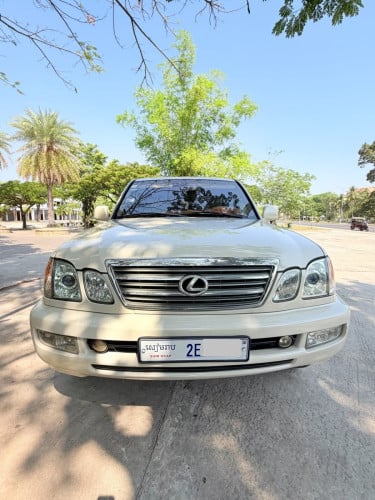 Lexus LX 470 ឆ្នាំ2003 Auto Captais សុំណំុសាំងសុទ្ធធានាថាស្អាត