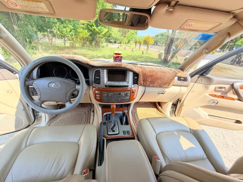 Lexus LX 470 ឆ្នាំ2003 Auto Captais សុំណំុសាំងសុទ្ធធានាថាស្អាត
