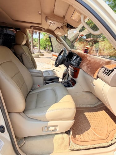 Lexus LX 470 ឆ្នាំ2003 Auto Captais សុំណំុសាំងសុទ្ធធានាថាស្អាត