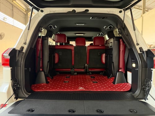 Lexus LX570 2019