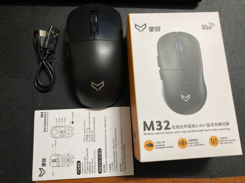 M32 gaming mouse