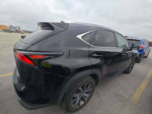 Nx 200t 2015 បួនប៉ូតុងប៉ុង1