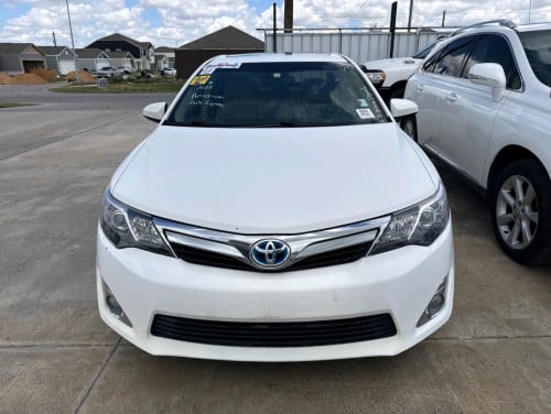 Toyota Camry Hybrid XLE 2013 Full Option