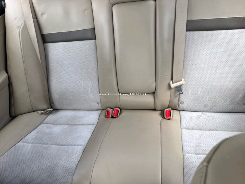 Toyota Camry Hybrid XLE 2013 Full Option